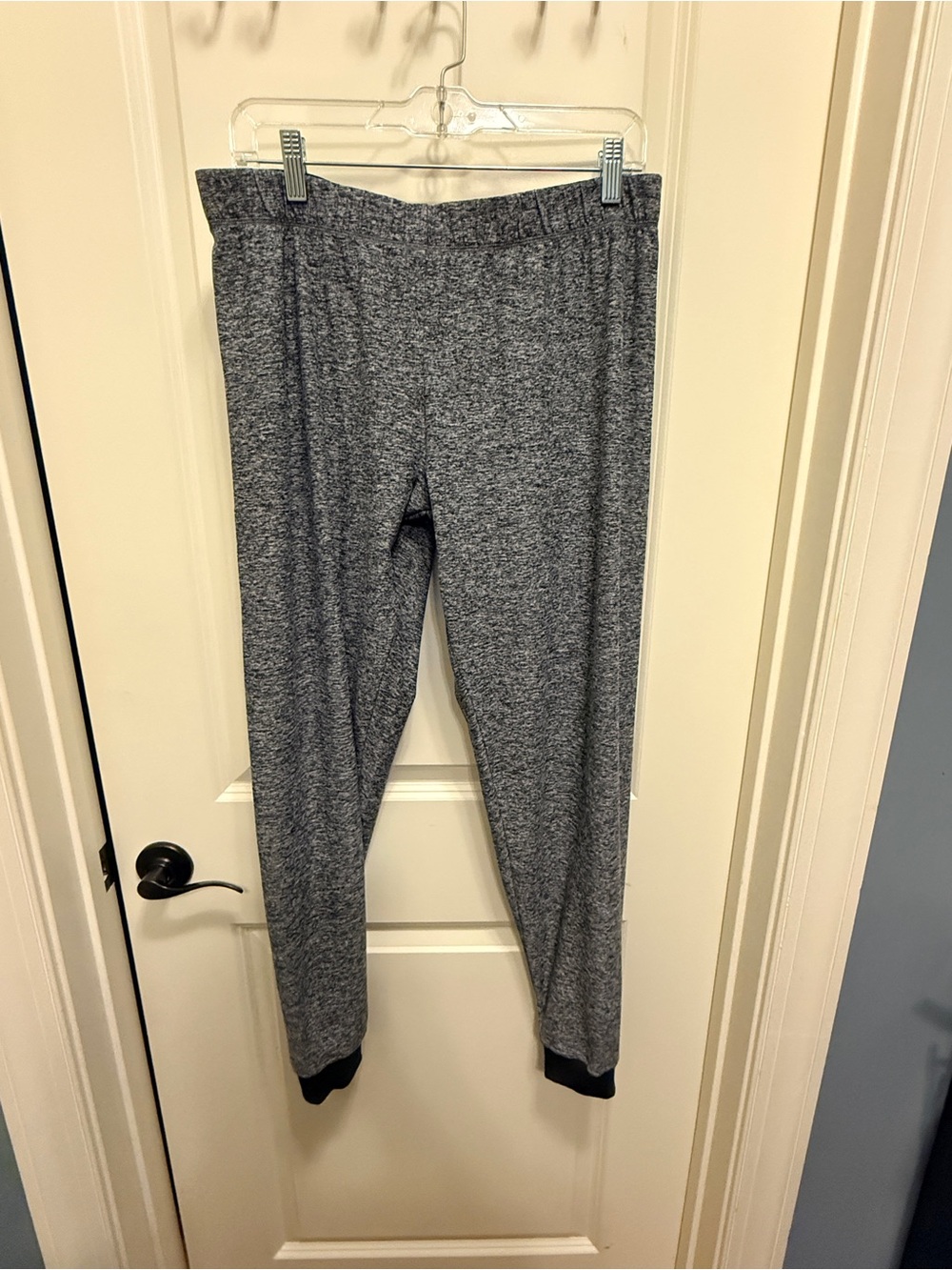 Oiselle Gray Marled Knit Joggers
